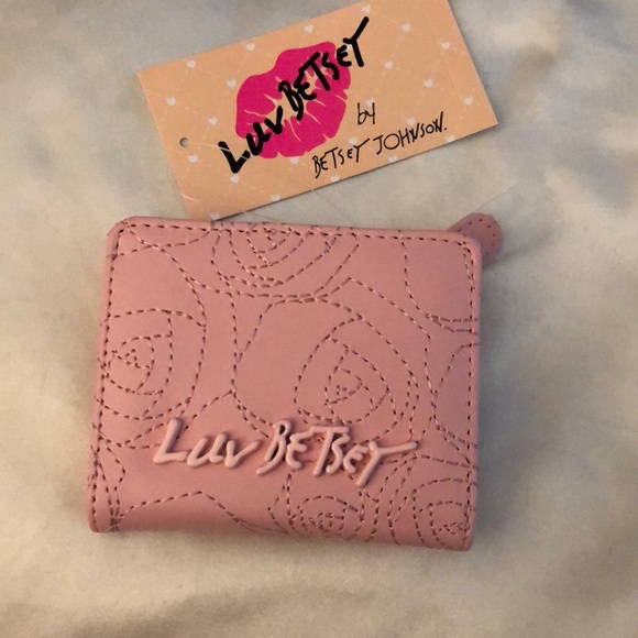 Betsey Johnson Luv Betsey Snap Card Wallet Blush Tonal Stitched Rose Pattern NWT - Picture 9 of 16